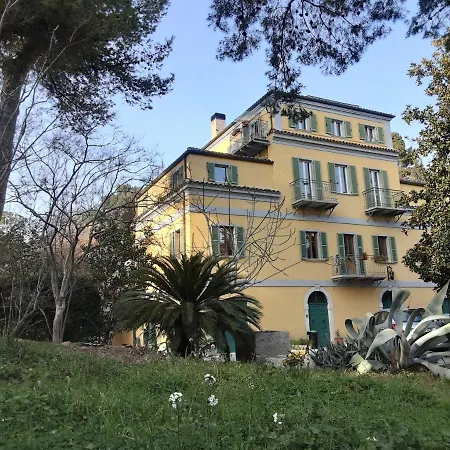 Villa9centob&b Bed & Breakfast Castel di Lama